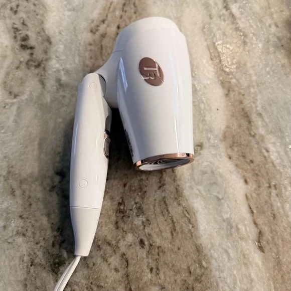 T3 Travel Size Hair Dryer - Picture 5 of 12
